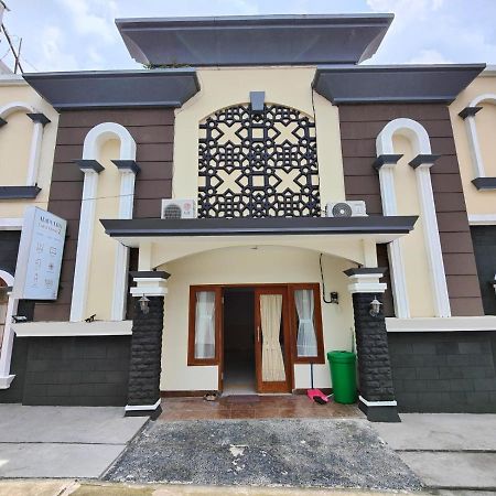 Adiputra Guesthouse 2 By Homiq Ngabean Eksteriør billede